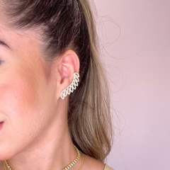Ear cuff folheado dourado