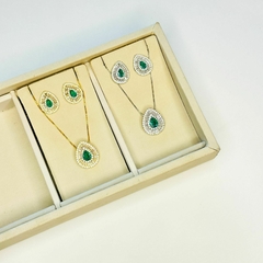Conjunto gota verde água