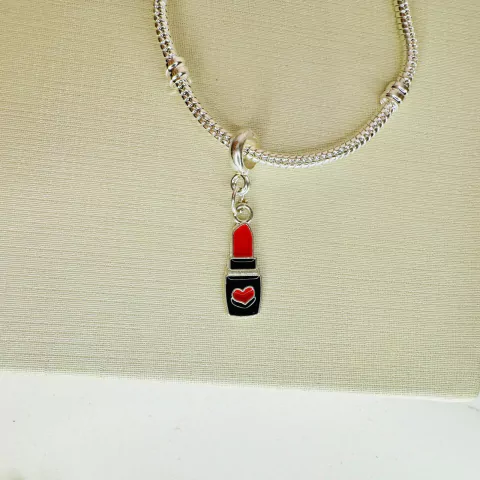 Berloque banhado a prata batom