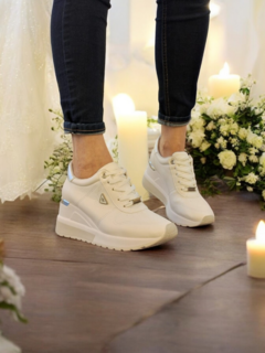 Zapatillas Via Marte Urbanas Confort Mujer Con Taco 046003 (VM046003)