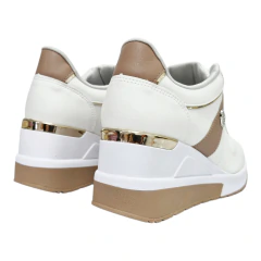 Imagen de Zapatillas Via Marte Urbanas Confort Mujer Con Taco 046006 (VM046006)