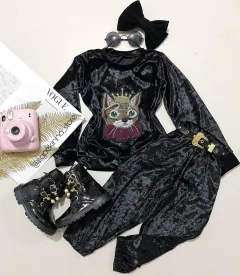 Conjunto veludo Lara