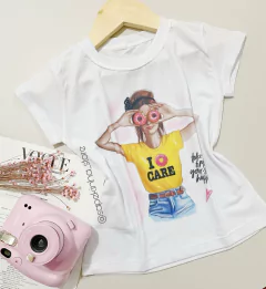 T-shirt smile