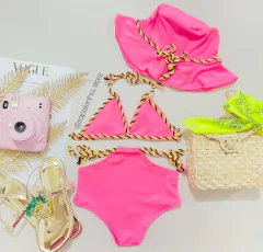 Conjunto biquíni com chapéu