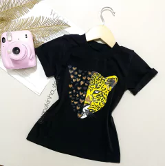 T-shirt oncinha