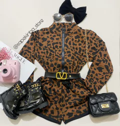 Conjunto oncinha Bomber e short
