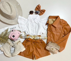 Conjunto jaqueta e short courino