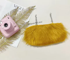 Cropped pelúcia caramelo