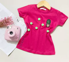 T-shirt pompom