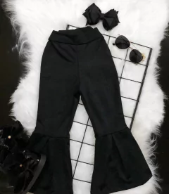 Calça flare Preta