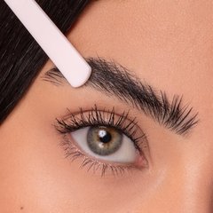 APLICADOR DE DOBLE TERMINACION DE JABON DE CEJAS - BEAUTY CREATIONS - Cosmeticos Con Amor Mayoreo
