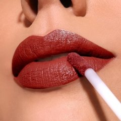 lip divine-moira en internet