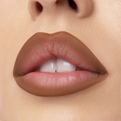 NUDE X LIPLINER - BEAUTY CREATIONS en internet