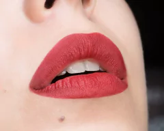 AFTERPARTY MATTE LIPS - MOIRA - Cosmeticos Con Amor Mayoreo