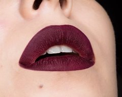 AFTERPARTY MATTE LIPS - MOIRA en internet