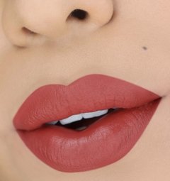 MATTE LIQUID LIPS - MOIRA - tienda en línea