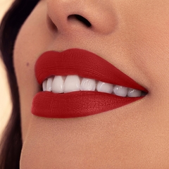 TEASE ME LIPSTICK - BEAUTY CREATIONS
