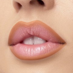 NUDE X LIPLINER - BEAUTY CREATIONS en internet