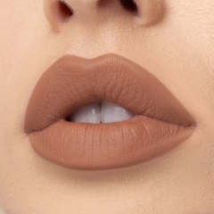 NUDE X LIPSTICK - BEAUTY CREATIONS en internet