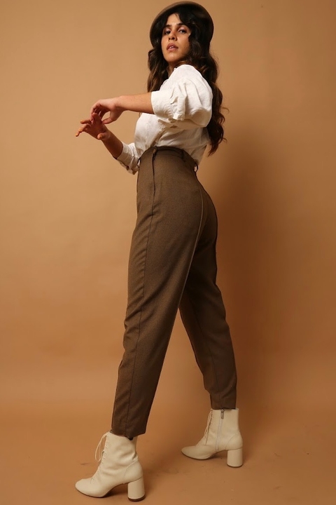 Calça fusô leve xadrez cintura mega alta