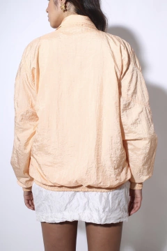 Jaqueta nylon REEBOOK salmão forrada vintage  - loja online