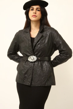 Blazer 100% couro recortes preta - comprar online