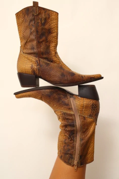 Bota italiana Gino Ventori marrom 36