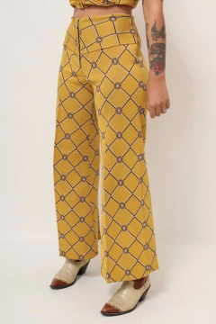 Imagem do Conjunto western mostarda 70´s calça + cropped