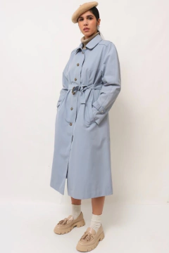 Trenc Coat azul bebe forrado c/cinto vintage - comprar online