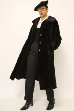 Casaco preto pelo longo vintage sintetico na internet