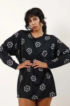 Blusa vestido flores em branco - comprar online