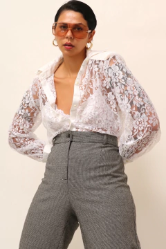 Camisa renda branca manga longa