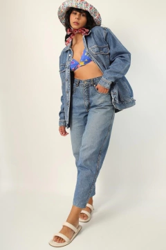 Jaqueta jeans azul classica vintage - Capichó Brechó