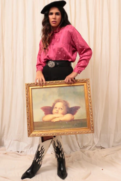 Camisa rosa acetinada ombreira vintage na internet