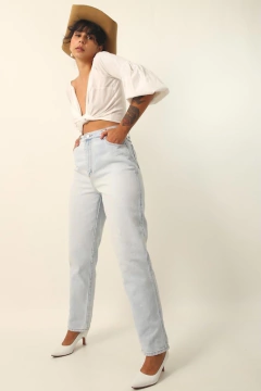 calça jeans cintura mega alta LEE na internet