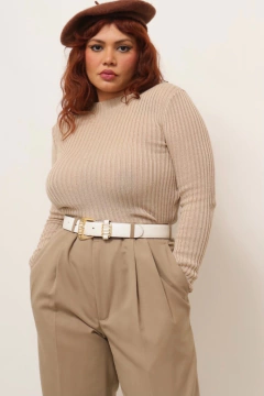 Gola alta tricot bege barra a fio chic