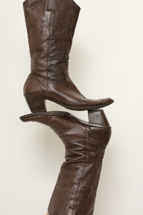 Bota marrom western classica 38