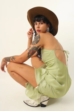 Imagem do vestido verde forrado 90’s vintage