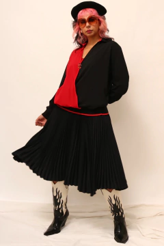 Blusa traspassado vermelho com preto joaninha na internet