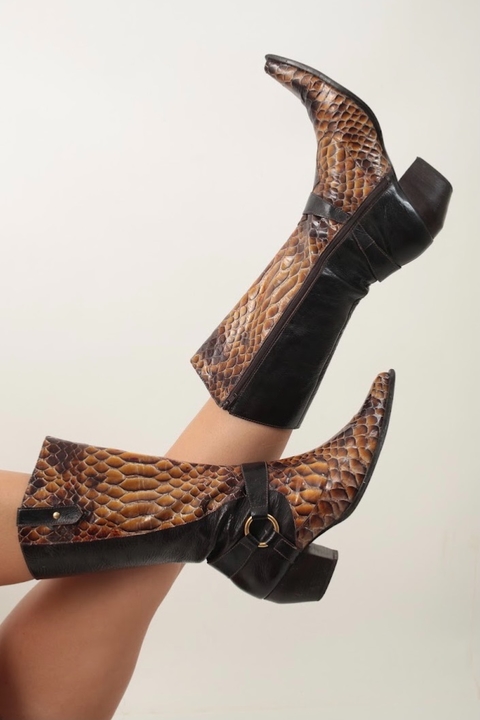 Bota de cowboy bicolor couro vinil