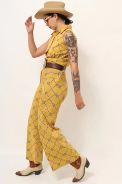 Conjunto western mostarda 70´s calça + cropped - Capichó Brechó