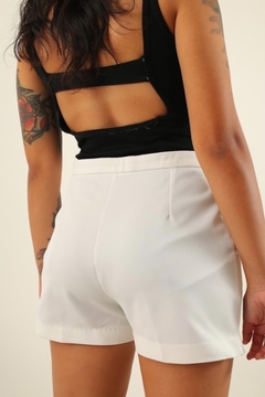 shorts LACOSTE branco cintura alta - Capichó Brechó