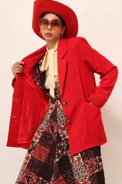 Blazer vermelho forrado ombreira