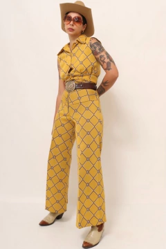Conjunto western mostarda 70´s calça + cropped - Capichó Brechó