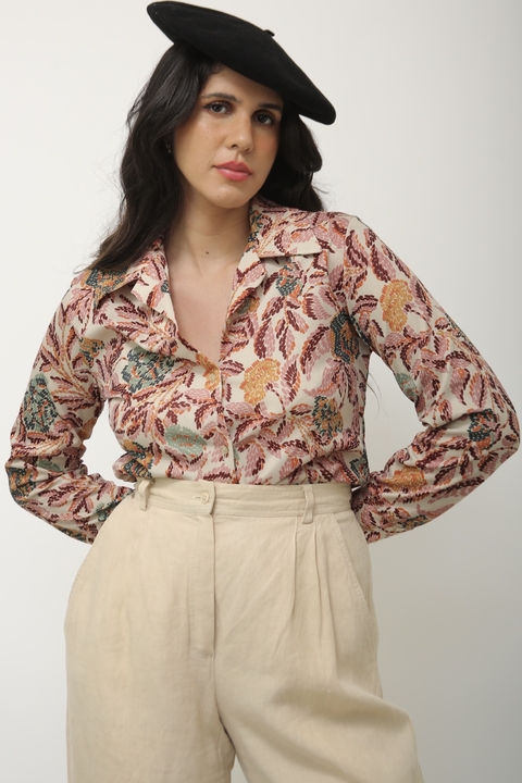 Camisa poliester rosa com estampas trigo verde bege