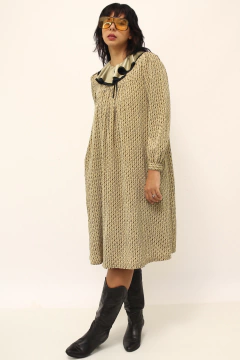 Vestido gravata vintage bege gola babados na internet