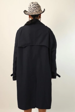 Trenc coat Azul marinho forro xadrez - loja online
