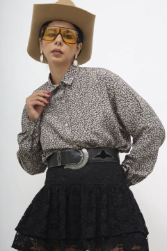 Camisa flores cinza manga longa - Capichó Brechó