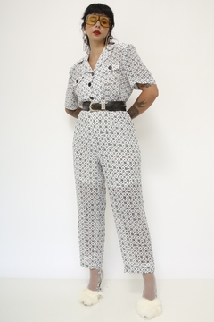 Conjunto branco estampa CALÇA + CAMISA - Capichó Brechó