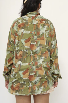 Camisa verde estampada manga longa na internet